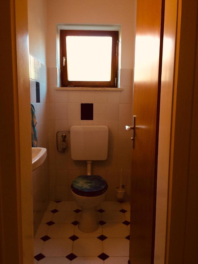 Charmantes Garten-Apartment: Erholung Im Chiemgau อุนเทอร์เวิสเซ็น ภายนอก รูปภาพ